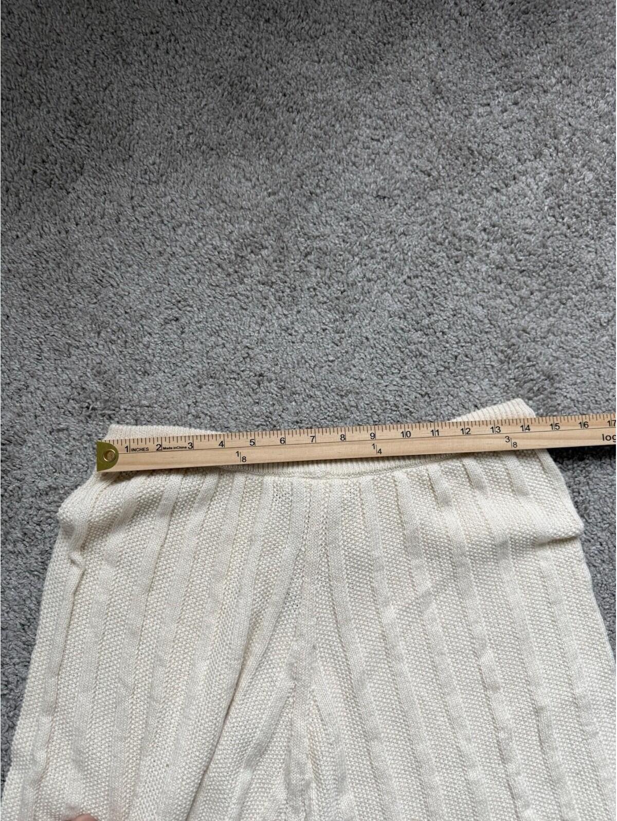Wol Hide Nwt Women’s Ecru Size S/M Wide Ribbed Shorts Minimalist Luxury Baggy — image 6 of 8